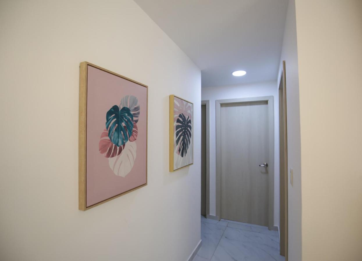 Edificio Portofino 701 Apartment *
