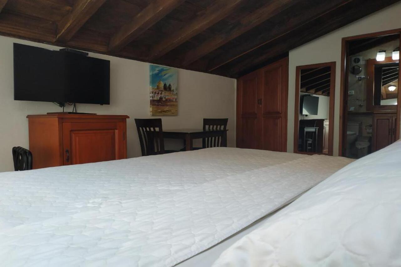 Casa India Catalina 3*