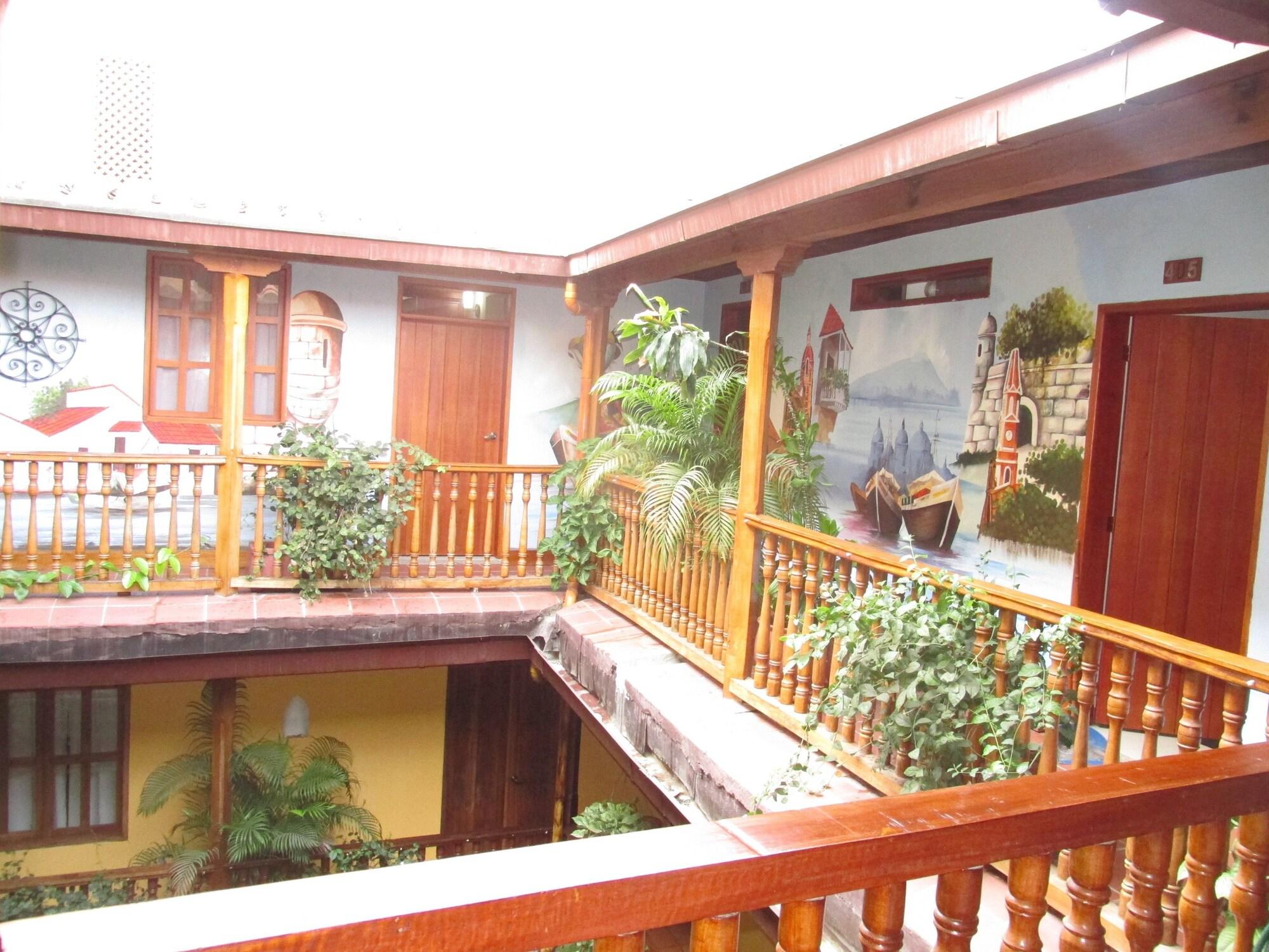 Casa India Catalina 3*