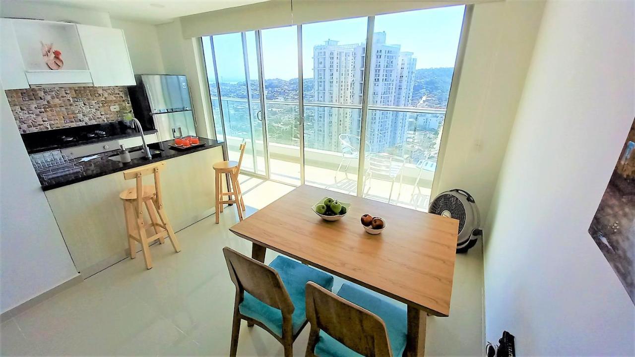 Apartamento P18 2bd 2ba Brand New! 8 Blocks To Old Steps To The *