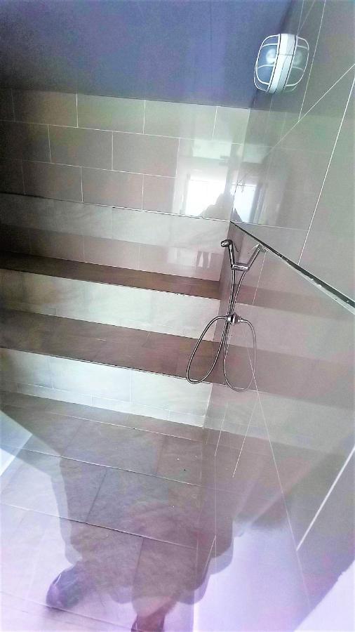P18 2bd 2ba Brand New! 8 Blocks To Old Steps To The * Cartagena