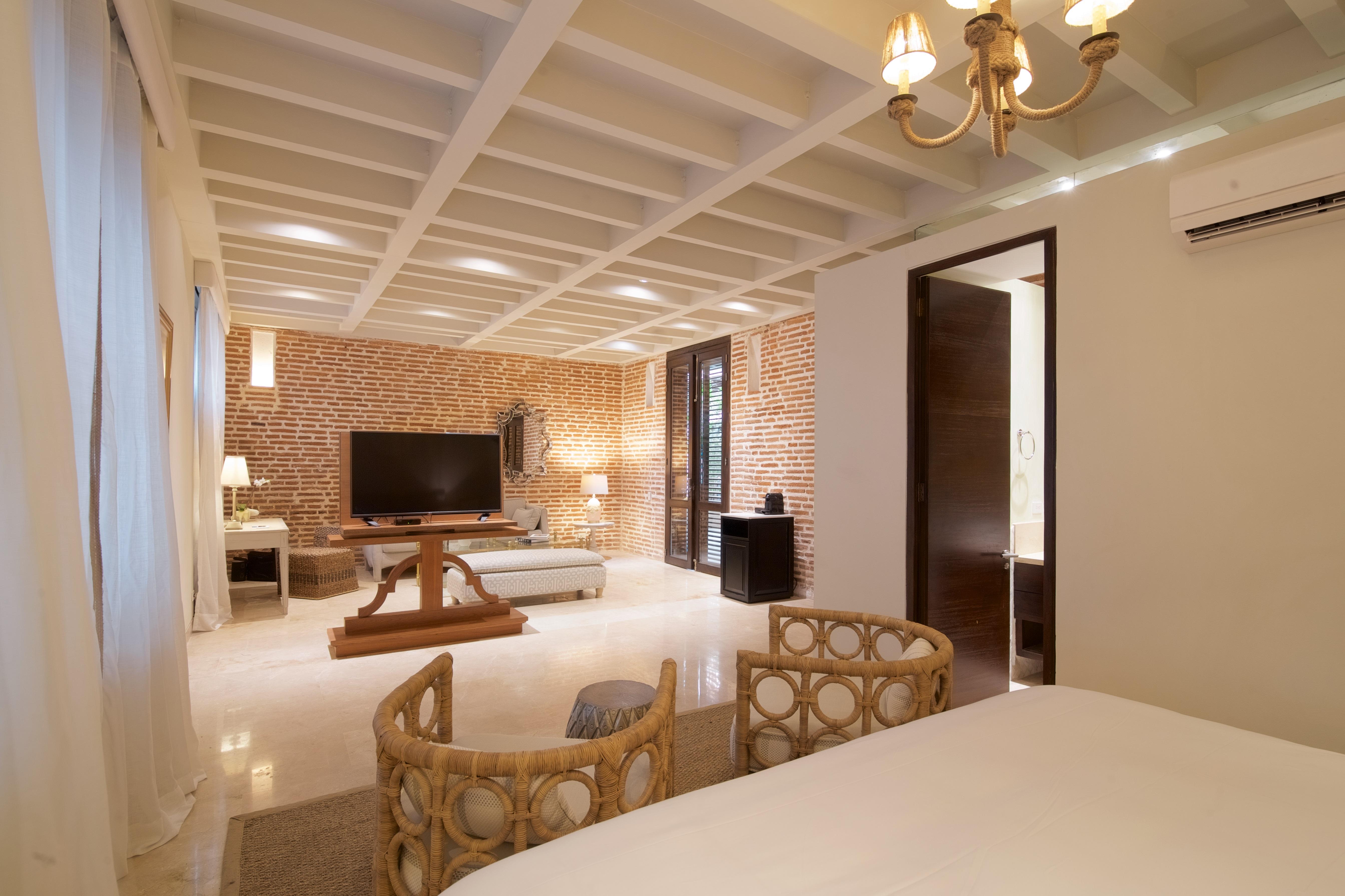Hotel Capellan De Getsemani 5*