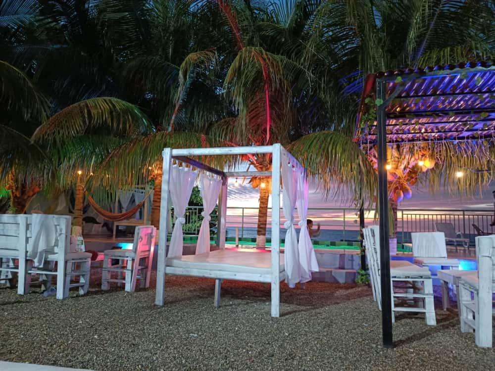 Acomodação com café da manhã  Paicos Beach *