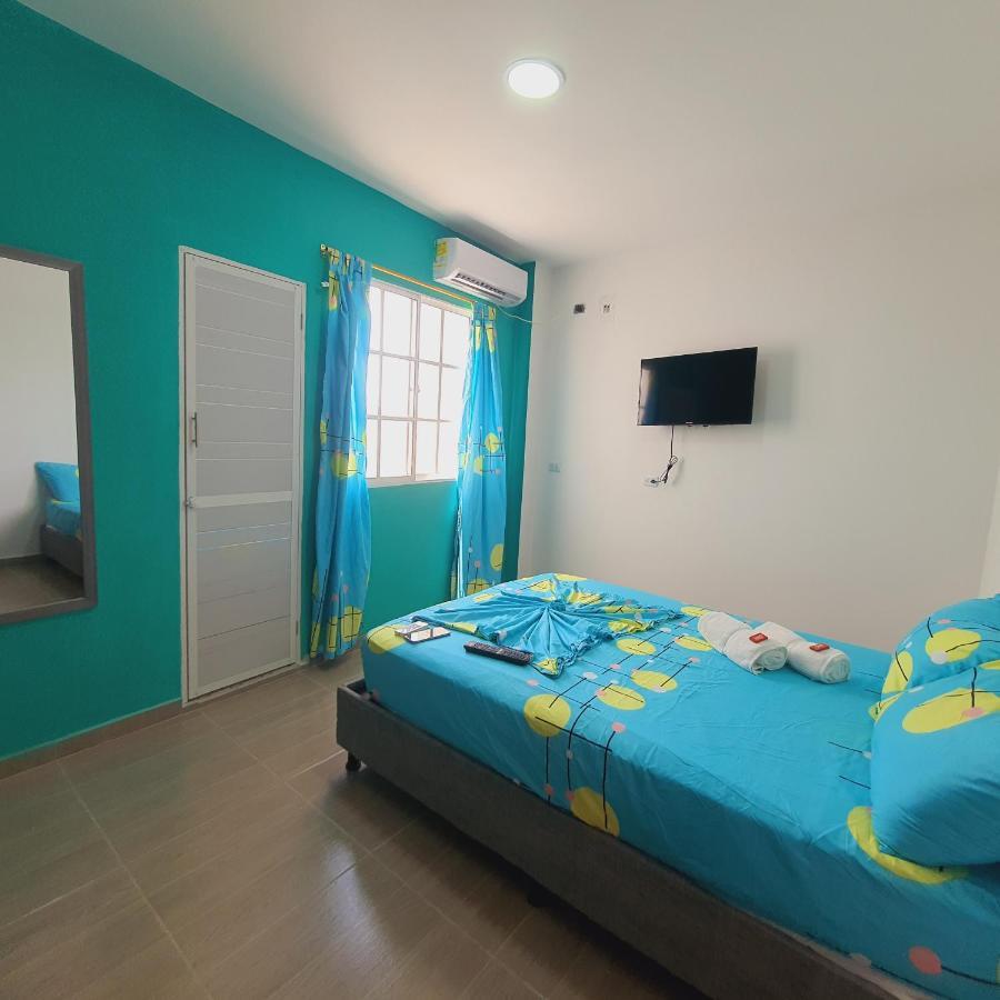 Mi Lindo Septiembre Albergue *