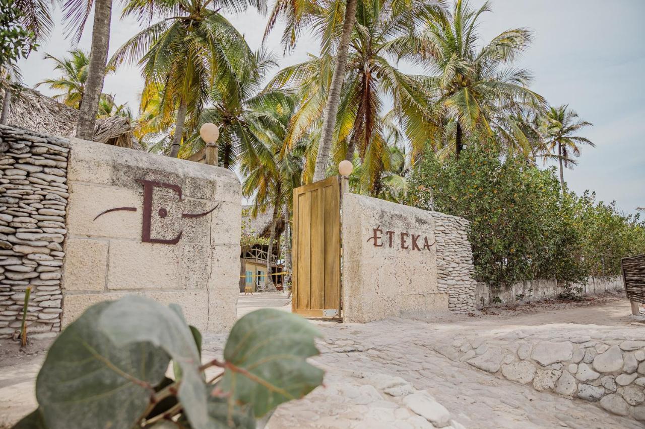 éteka Slow 4*