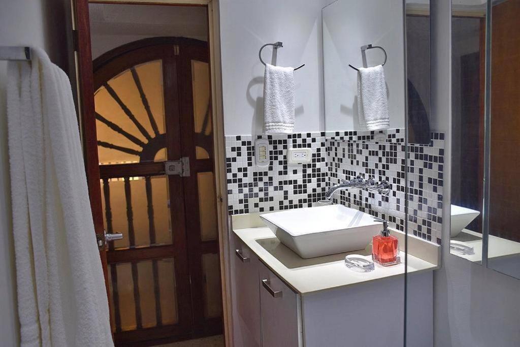 Beautiful -the Old Cartagena. Apartment *