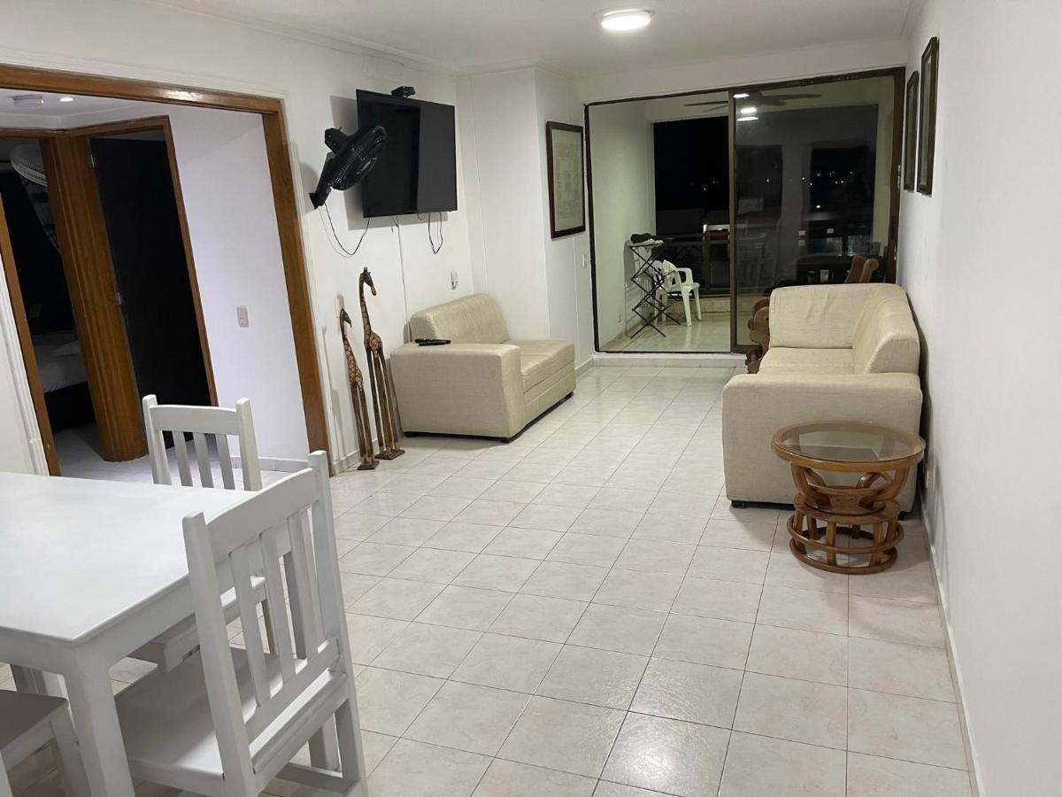 Apartamento Familiar. Apartment