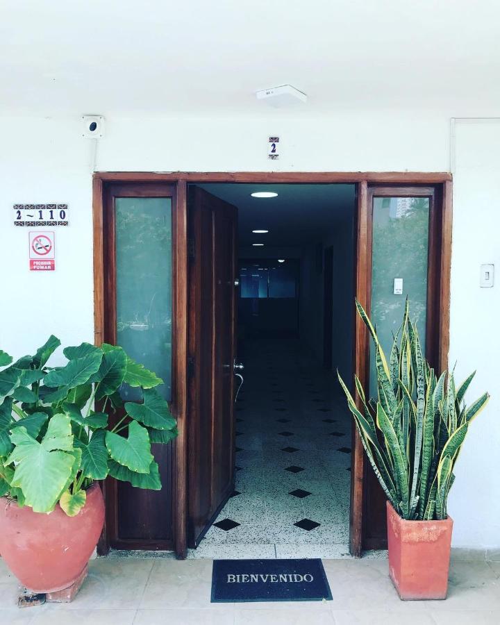 Casa Playera El Laguito Guest house