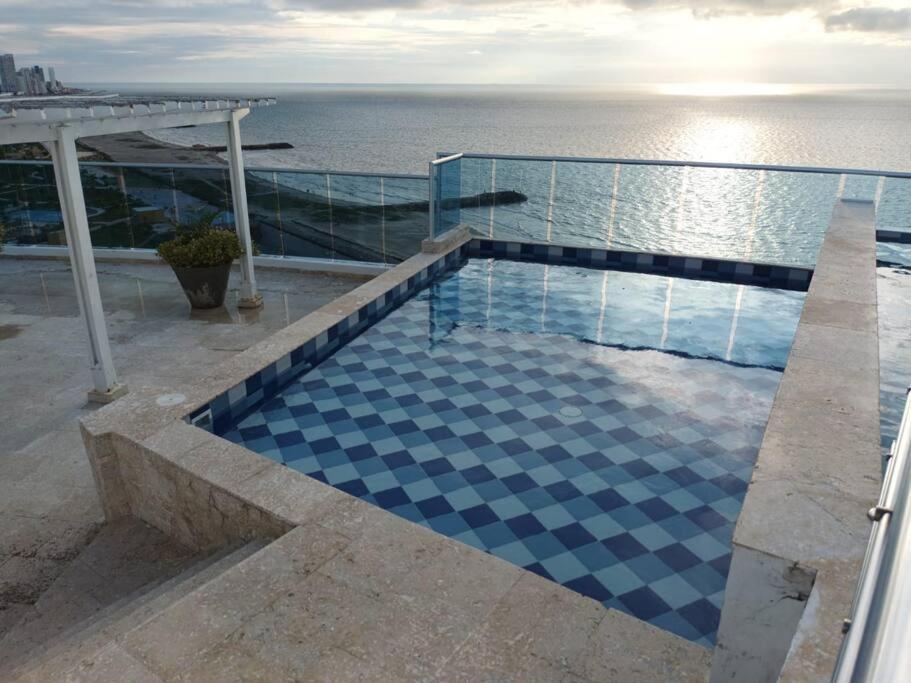 Apartamento Beachfront Bliss, Your Ocean Escape Cartagena