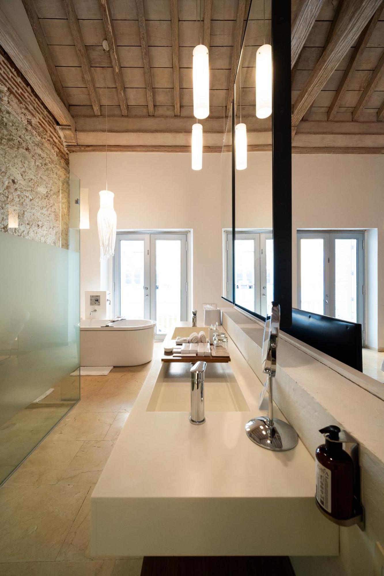 Hotel Nacar Cartagena, Curio Collection By Hilton 4*