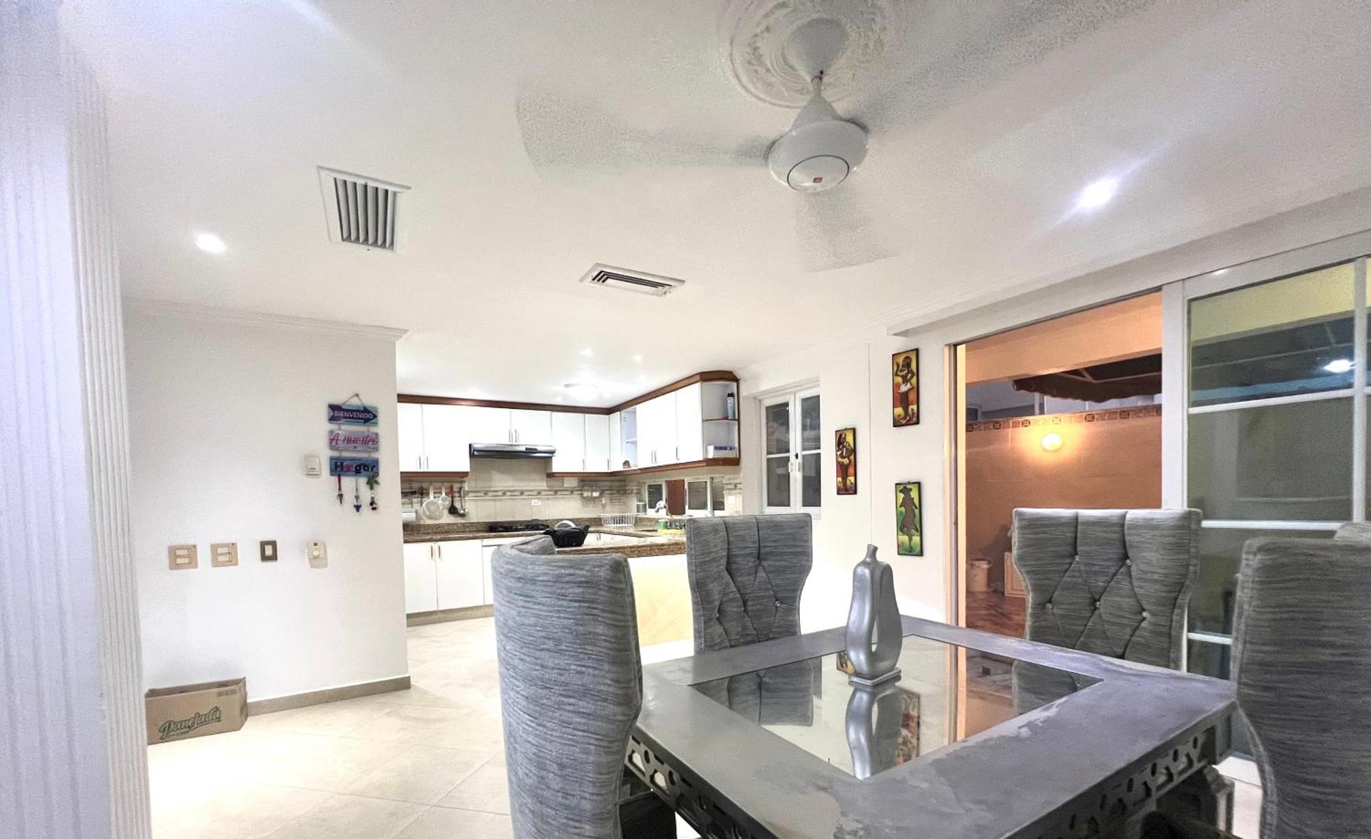 Homestay De Lujo Con Aire Acondicionado - 2 Camas Dobles