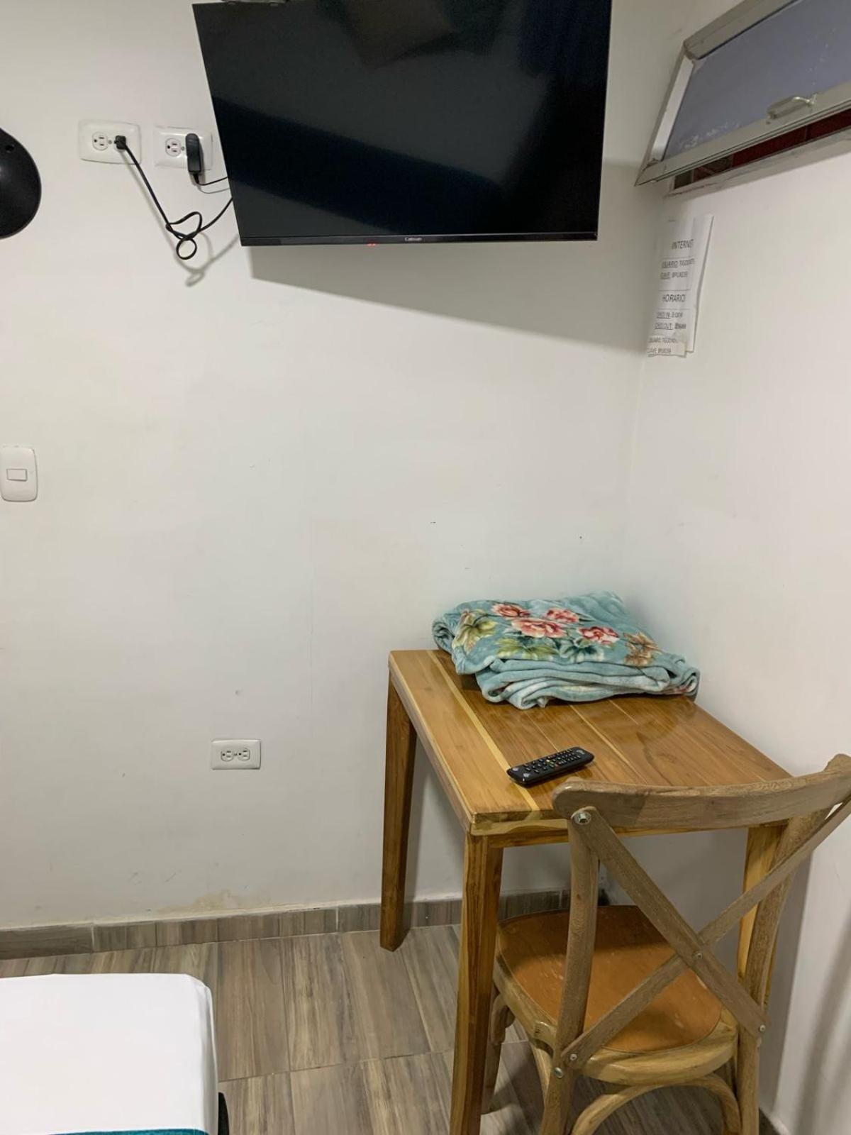 Manga Bueno Bonito Y Barato Homestay Cartagena