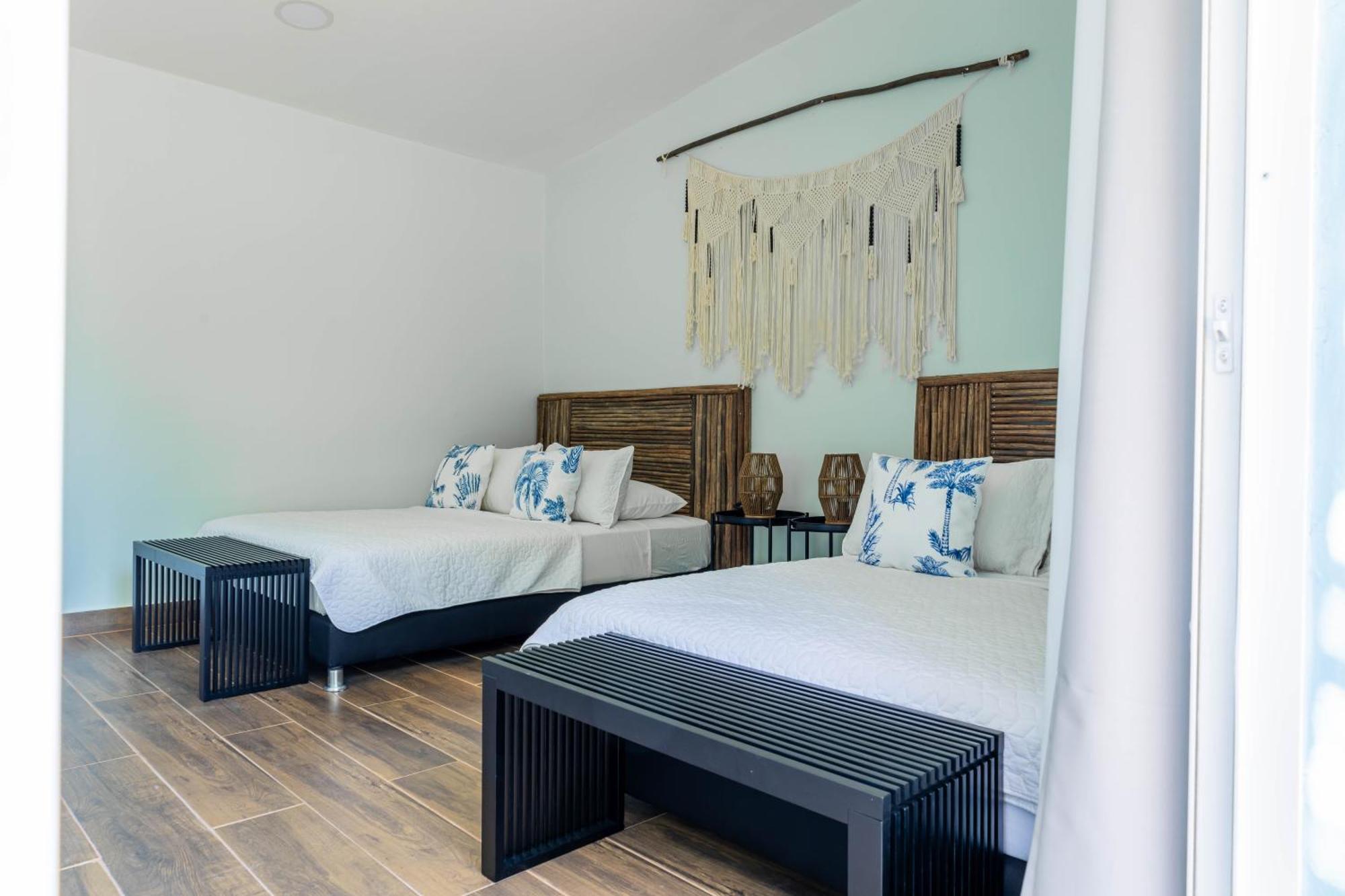 Fragata Island House
