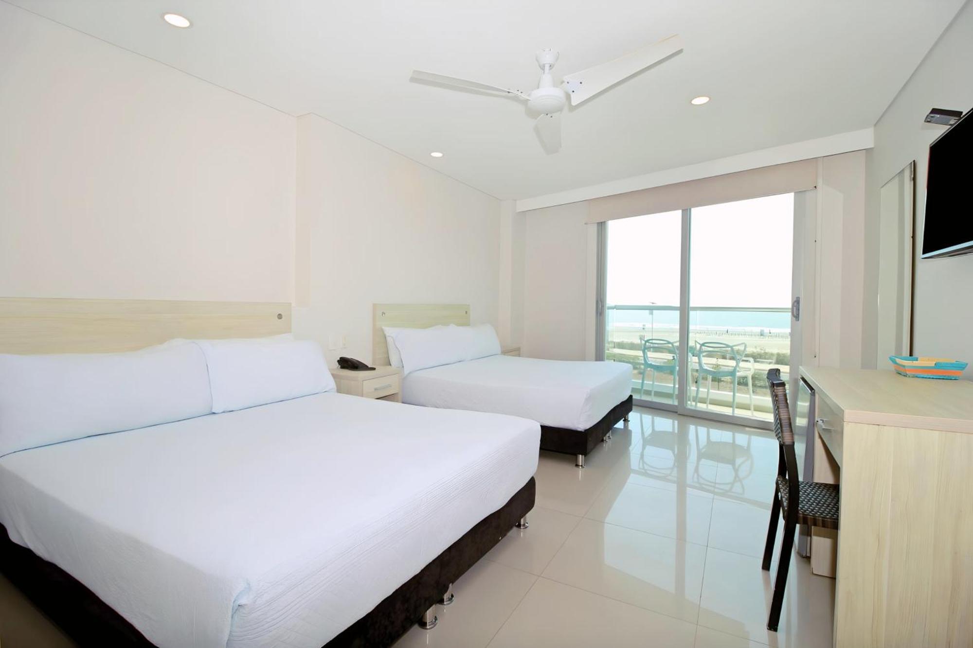 Hotel Summer Frente Al Mar 3*