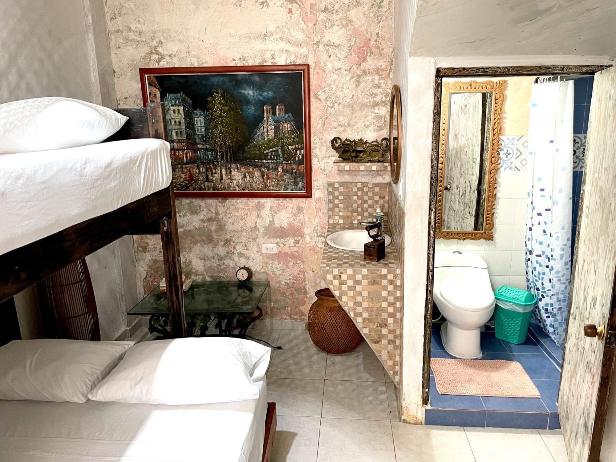 Pachamama Hostal *