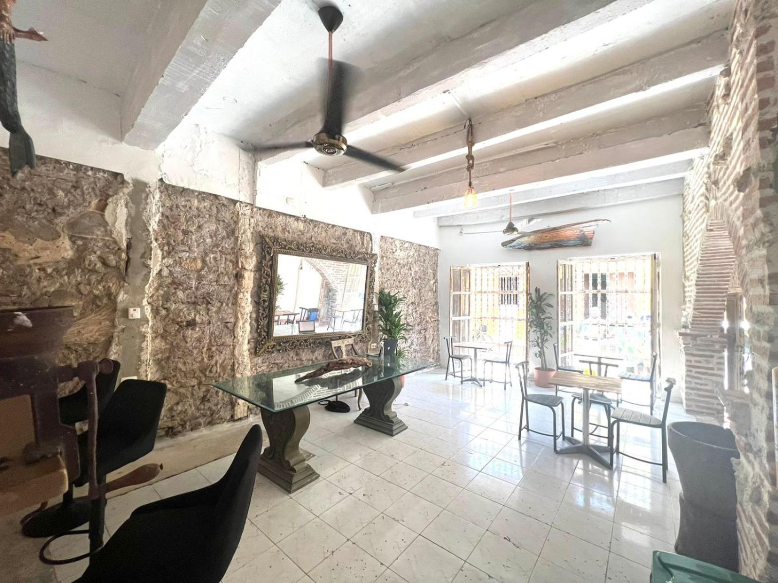 Pachamama Hostal *