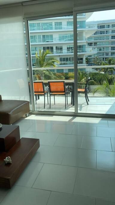 Beachfront Luxury * Cartagena