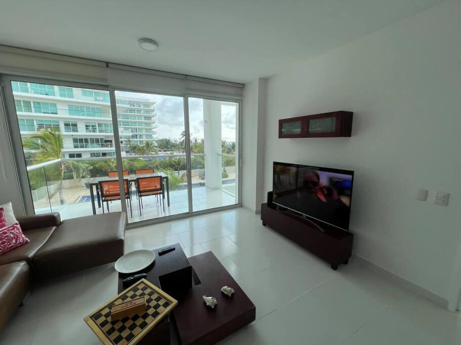 Beachfront Luxury * Cartagena