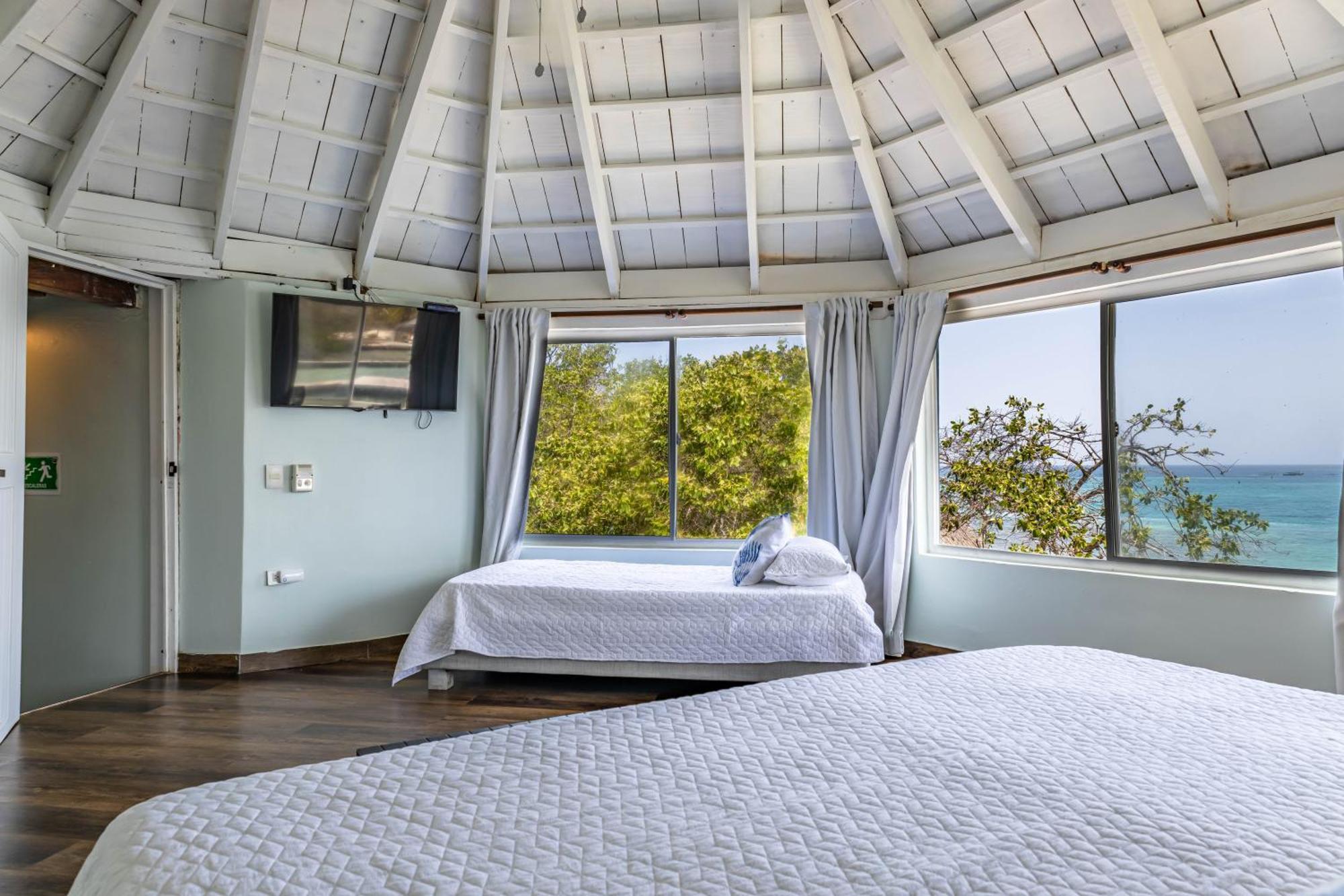Fragata Island House *