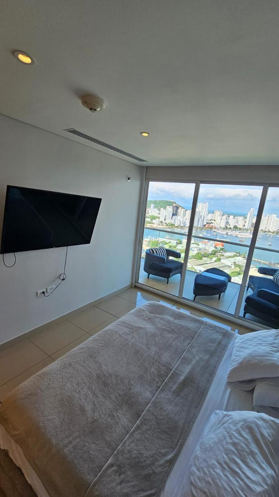 En Edificio H2 Bocagrande Cerca Al Mar Apartment *