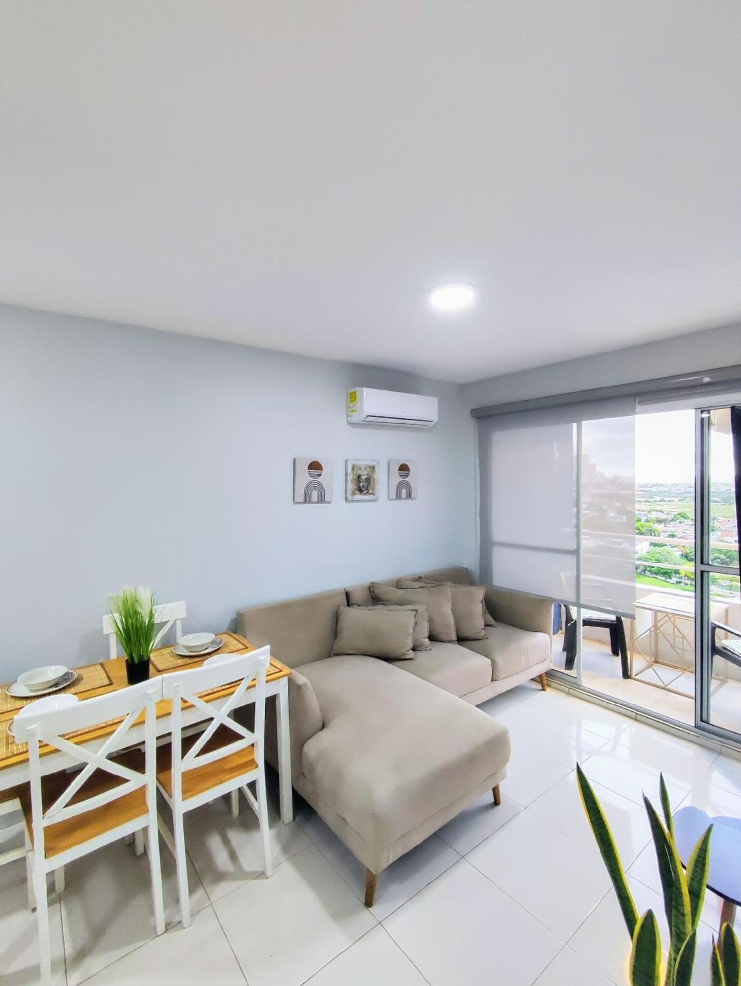 2005 Apartment *
