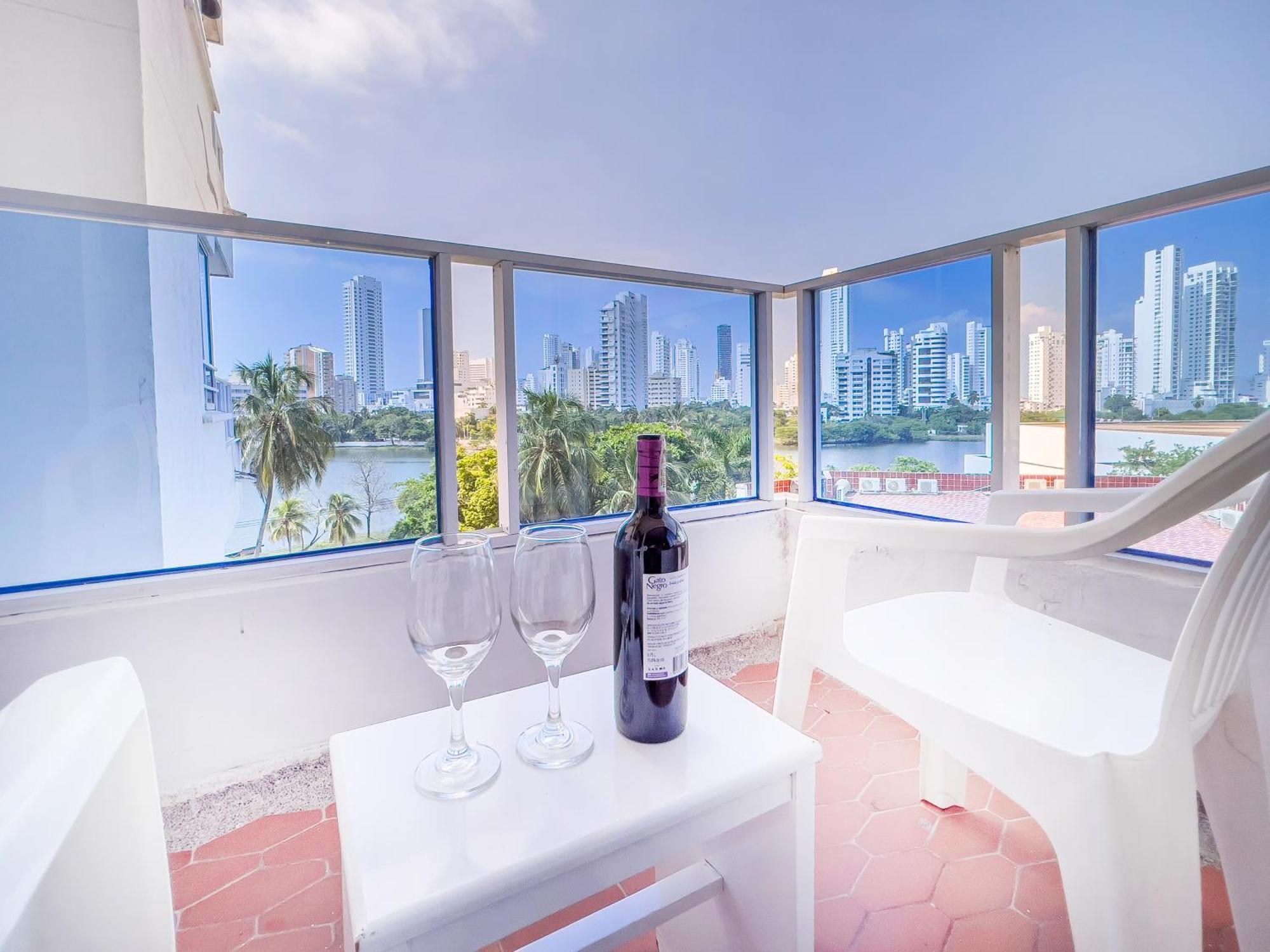 Riviera Summer - Livin Colombia Cartagena