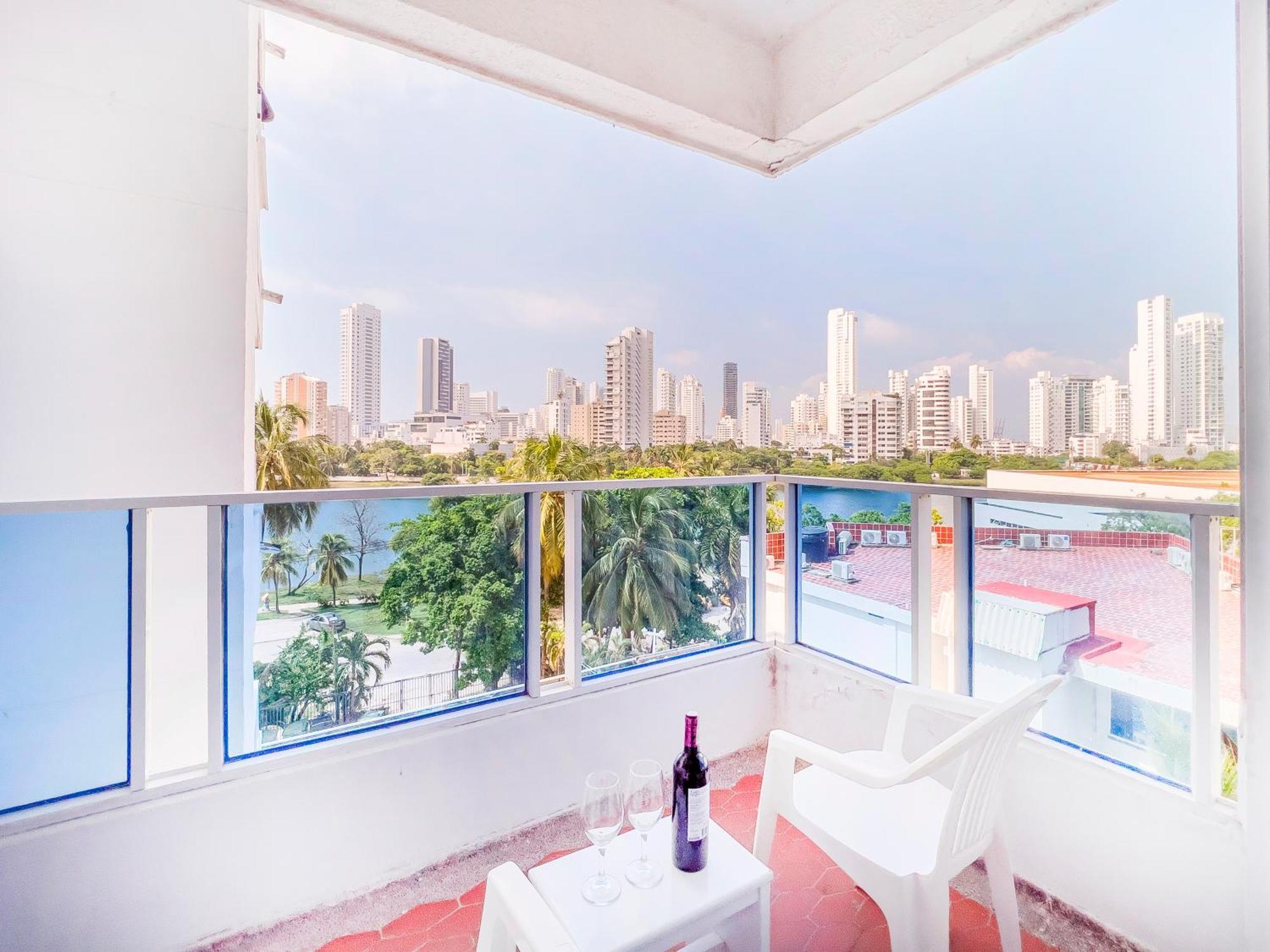 Riviera Summer - Livin Colombia Apartment *