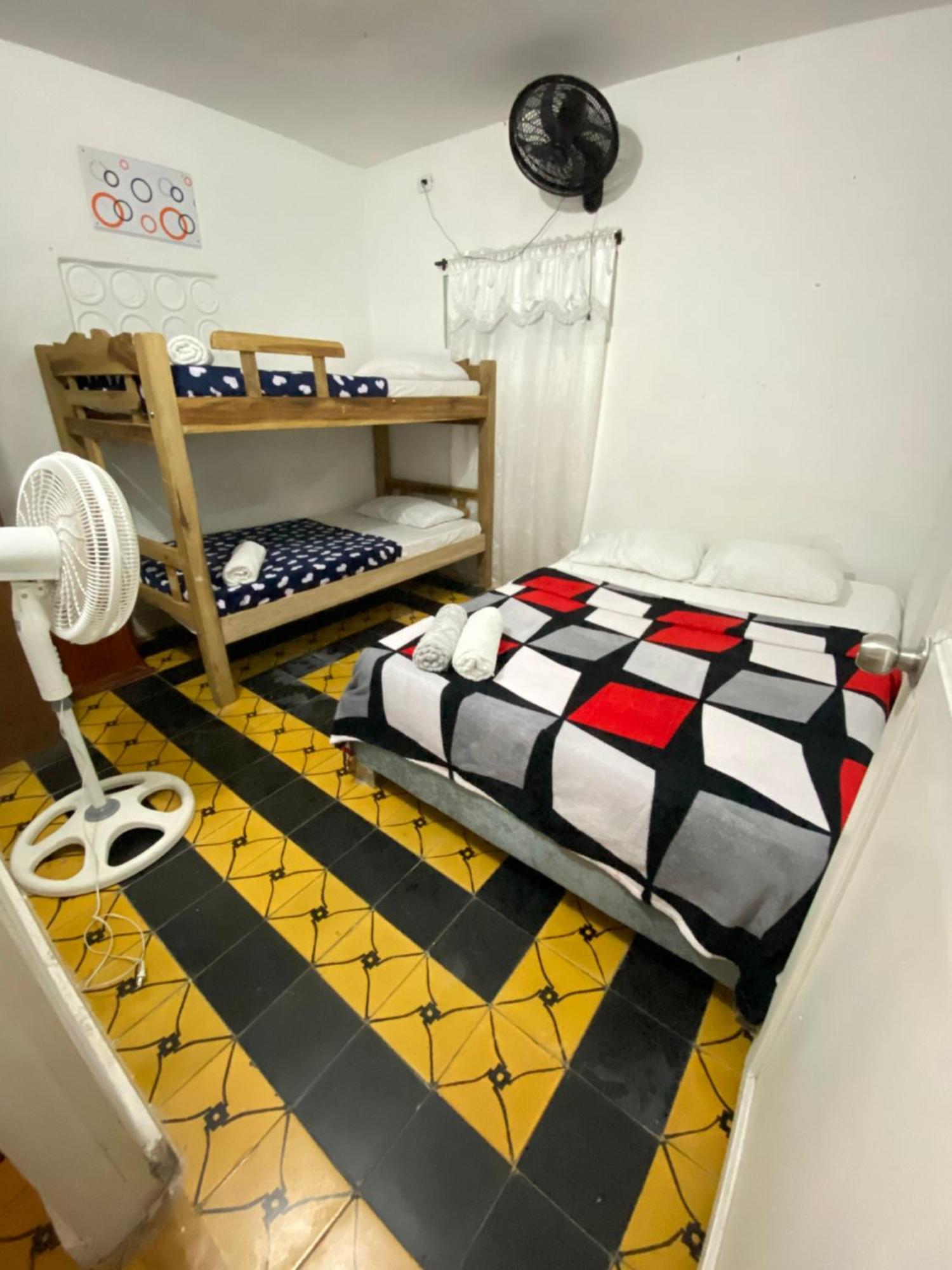 Casa de hóspedes Hostal Familiar Caribbean Blue Cartagena