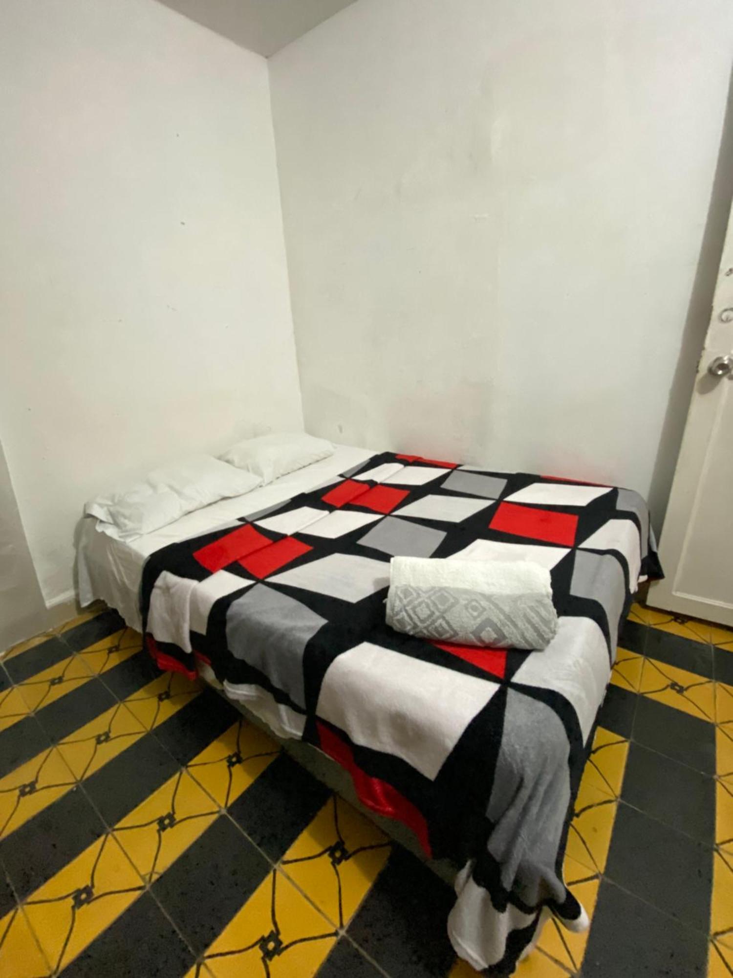 Hostal Familiar Caribbean Blue *