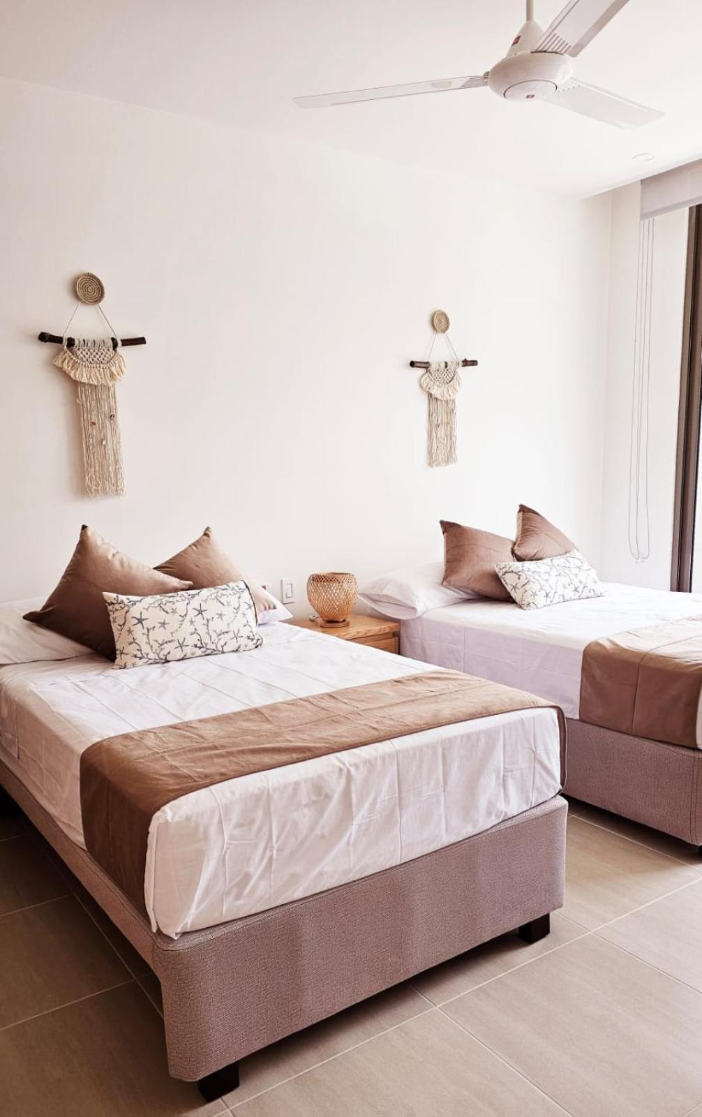 Apartment Hermoso En Cartagena-morros Eos-vista Al Mar- Salida Directa A La Playa