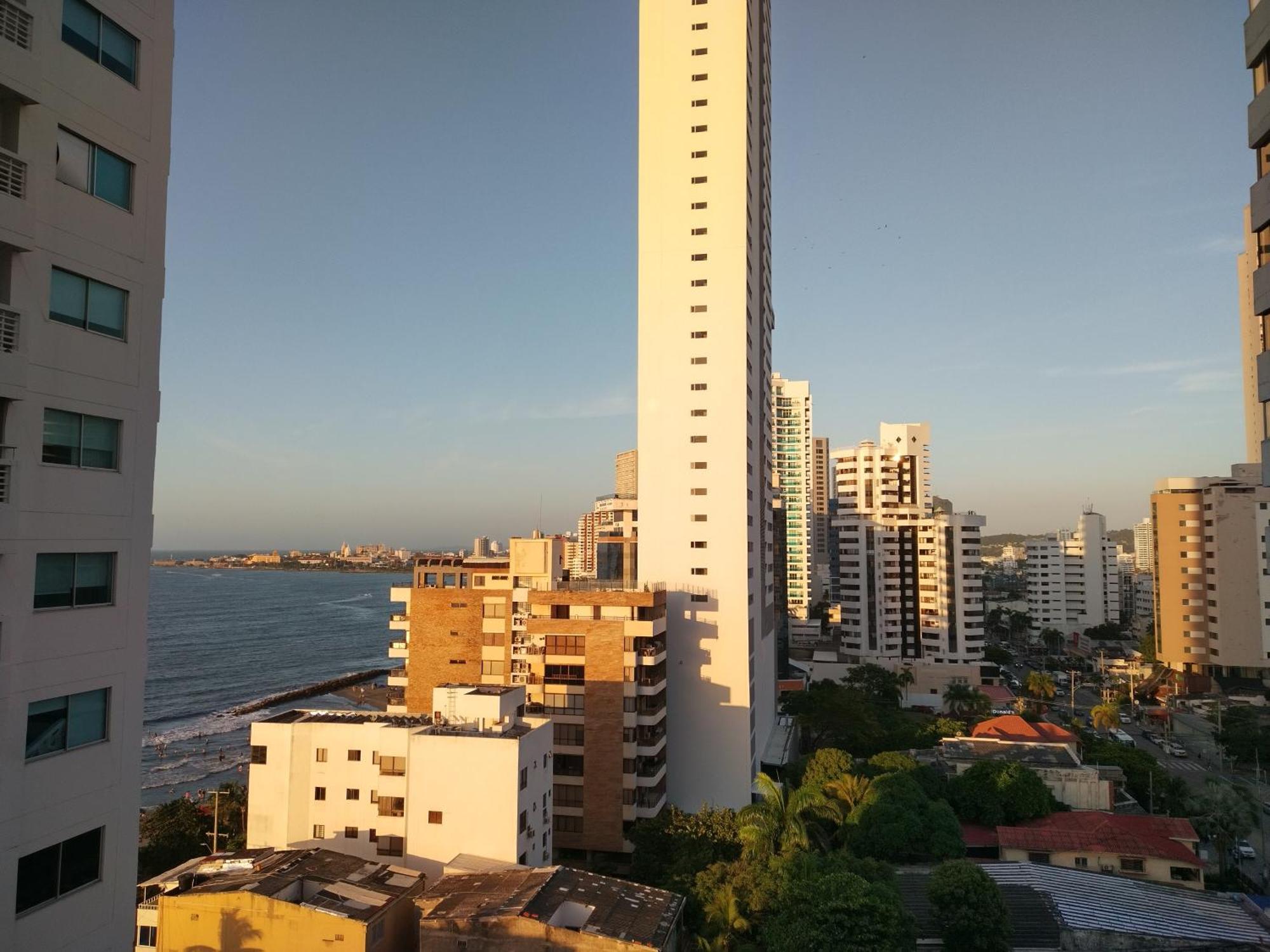 Hermoso Apto, Vista Parcial Al Mar Y Al Centro Historico De De Indias Apartment *