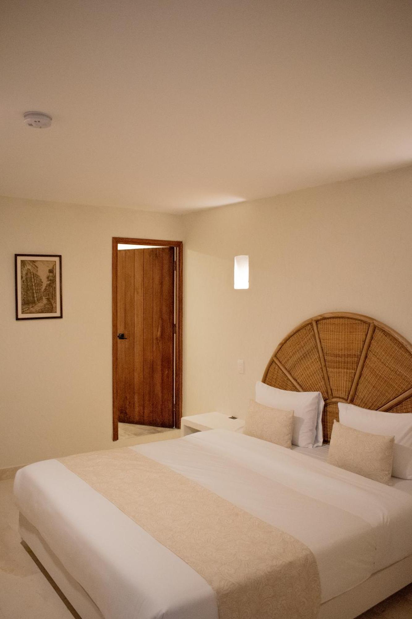 Casa Noa Colonial Hostel *