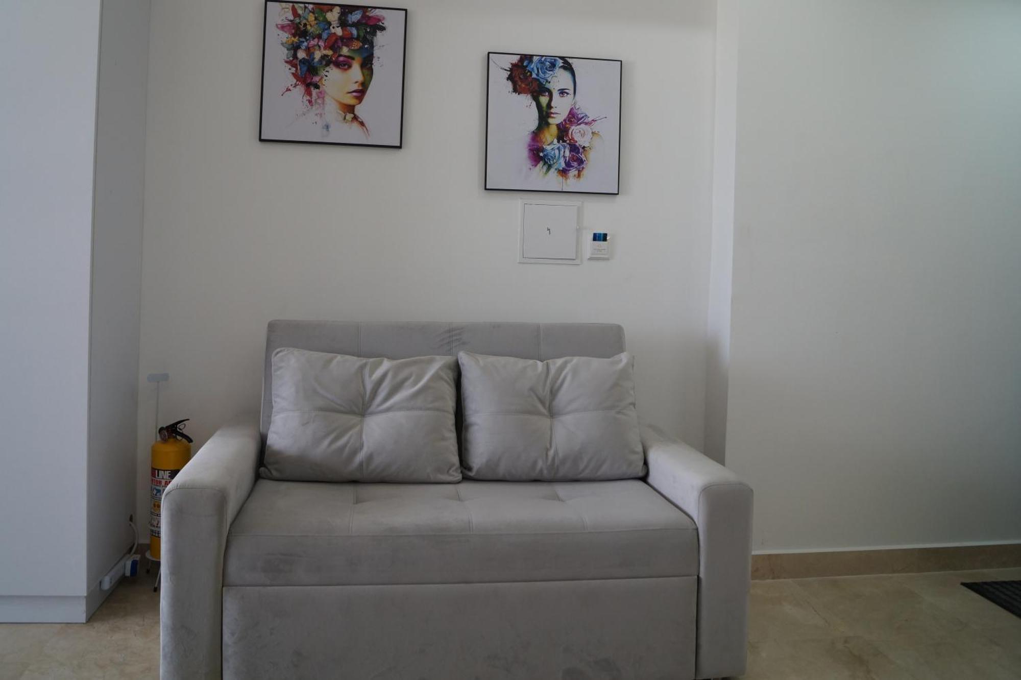 Aparta Crespo Aeropuerto Apartment
