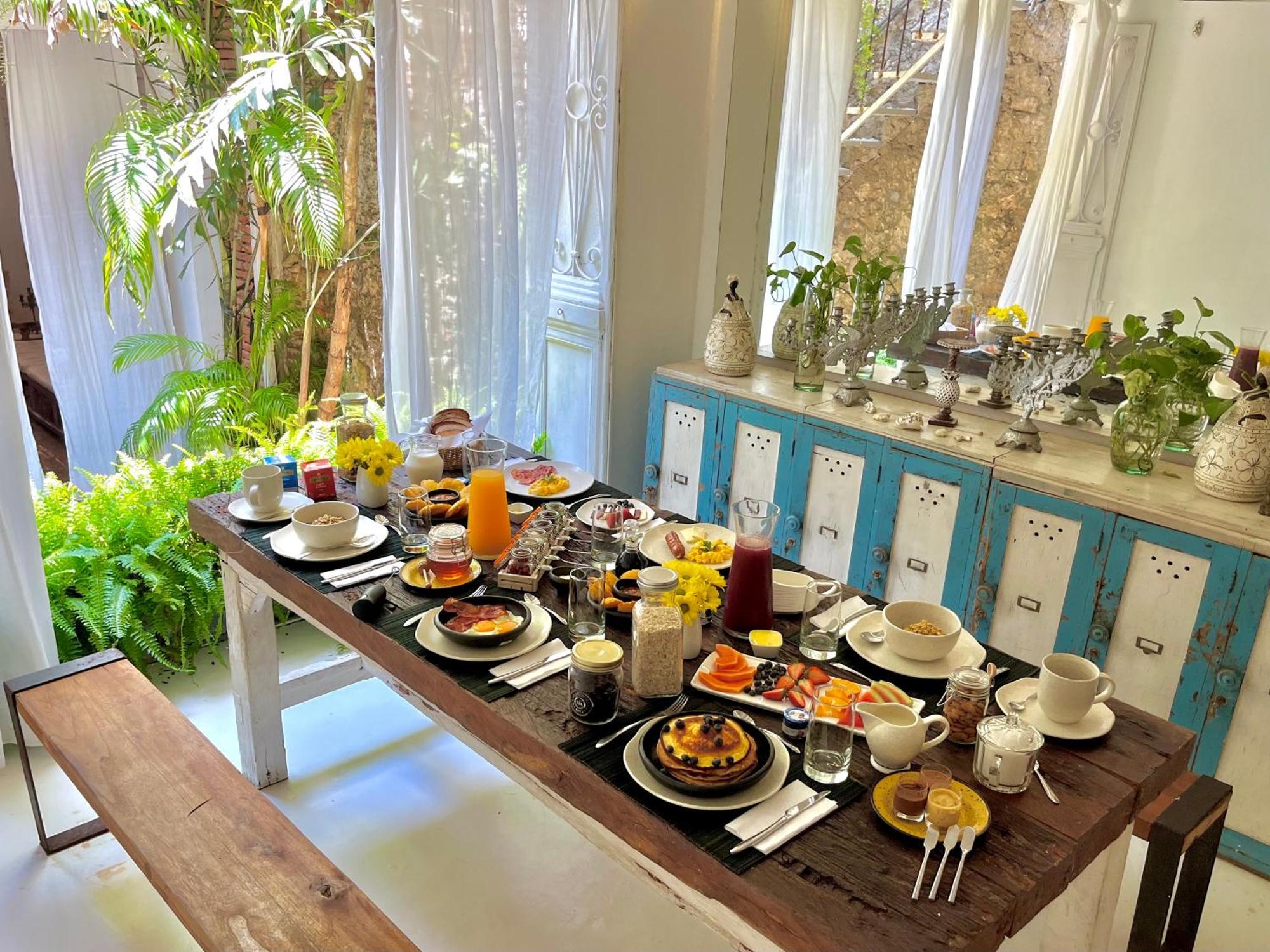 By Calamari Homes - Casa Aura Victoria Walled Holiday home