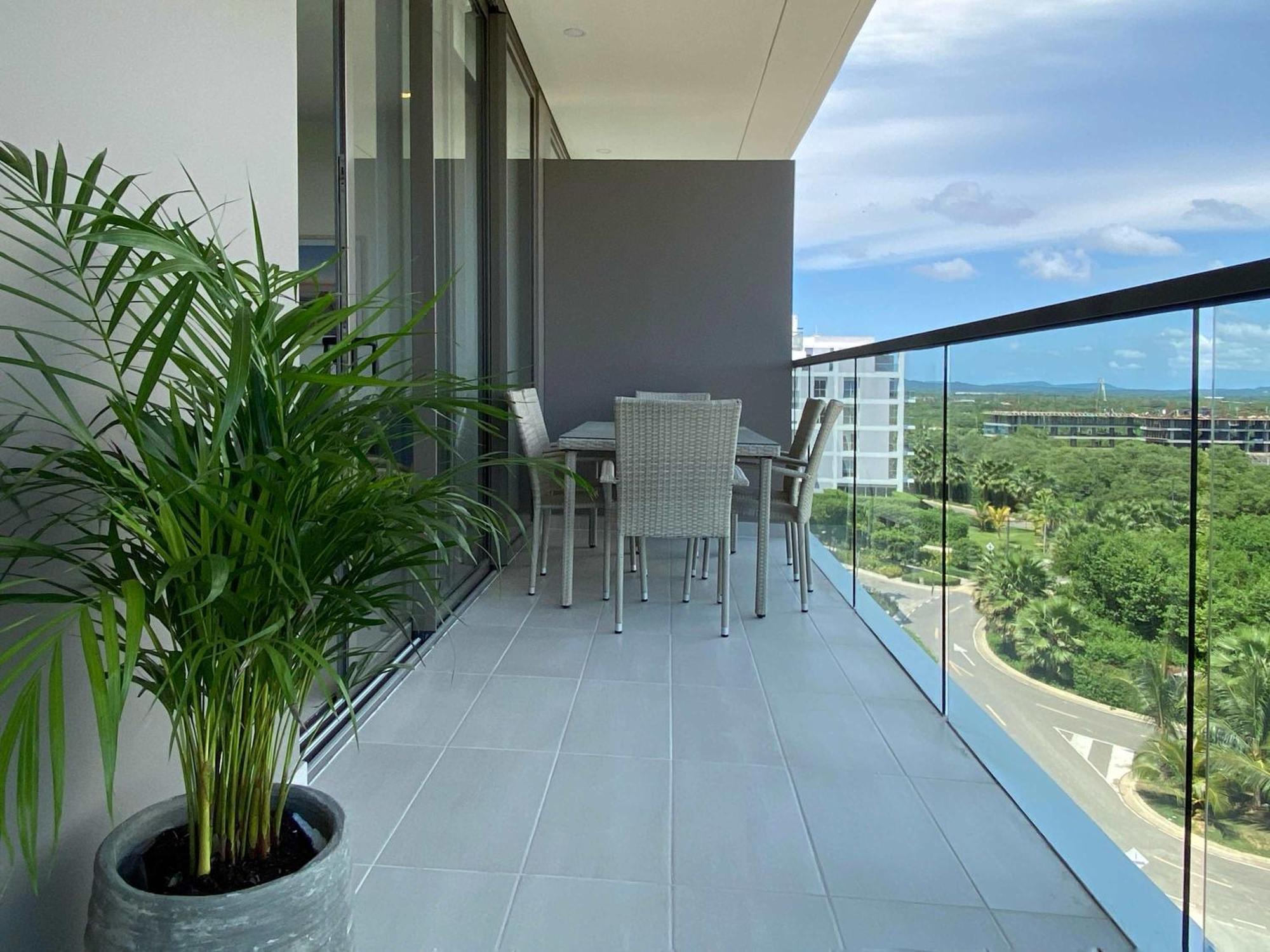 Prestigious 2br With Amazing View In Apartment