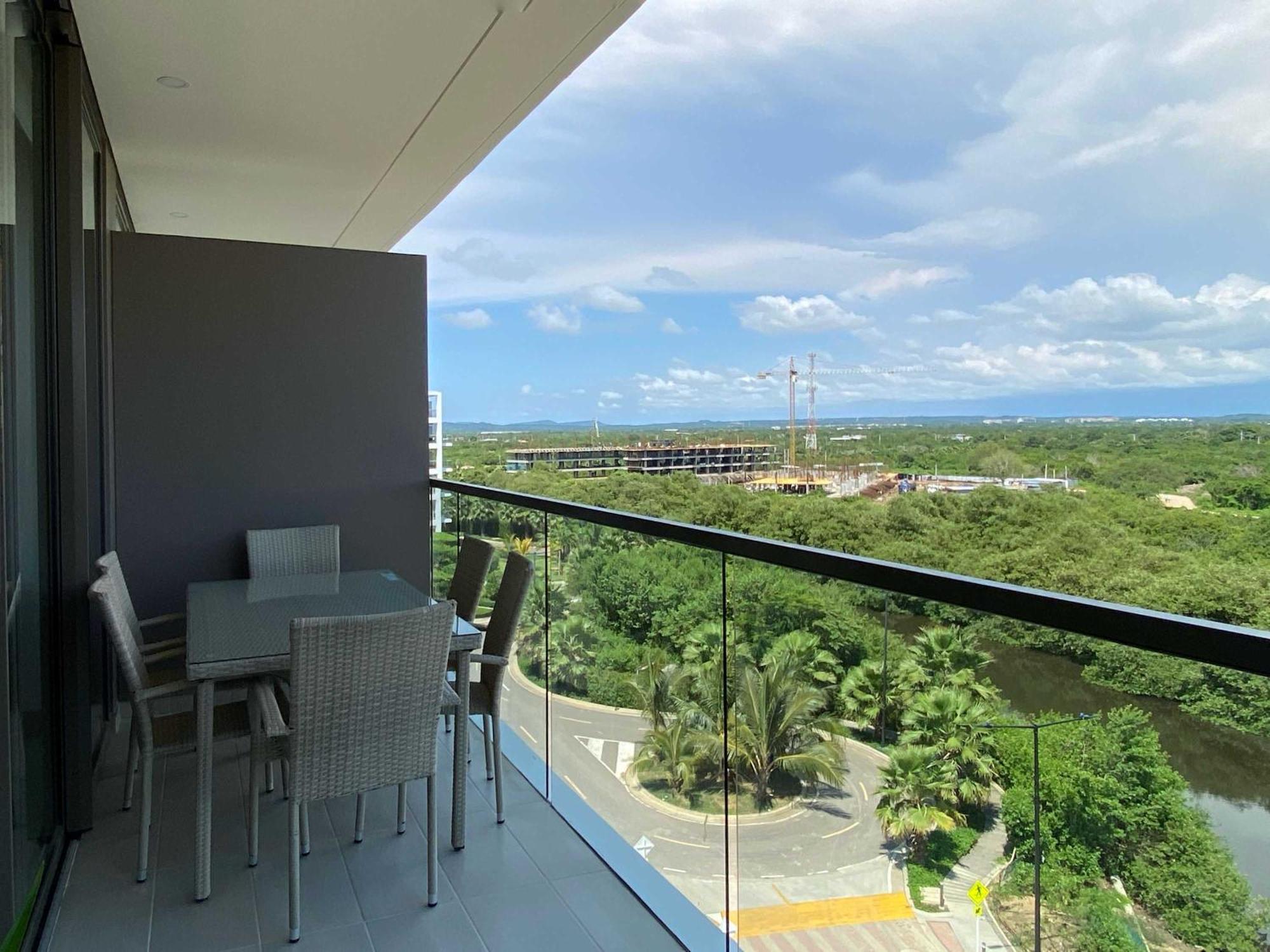 Prestigious 2br With Amazing View In