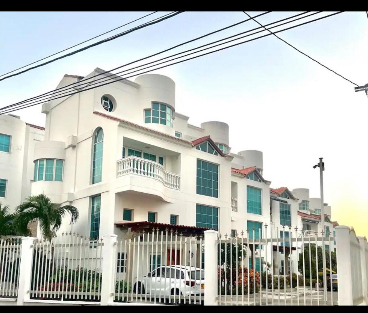 Homestay De Lujo Con Aire Acondicionado - 2 Camas Dobles *