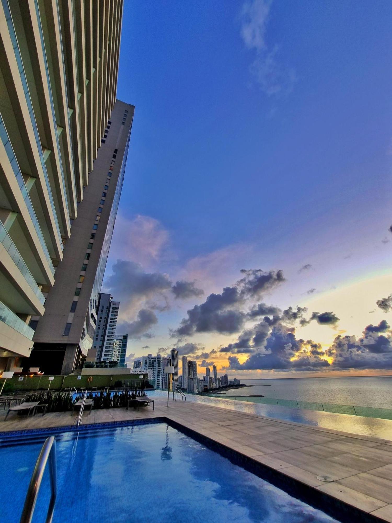 H2 Bocagrande Por Parceros Group Aparthotel