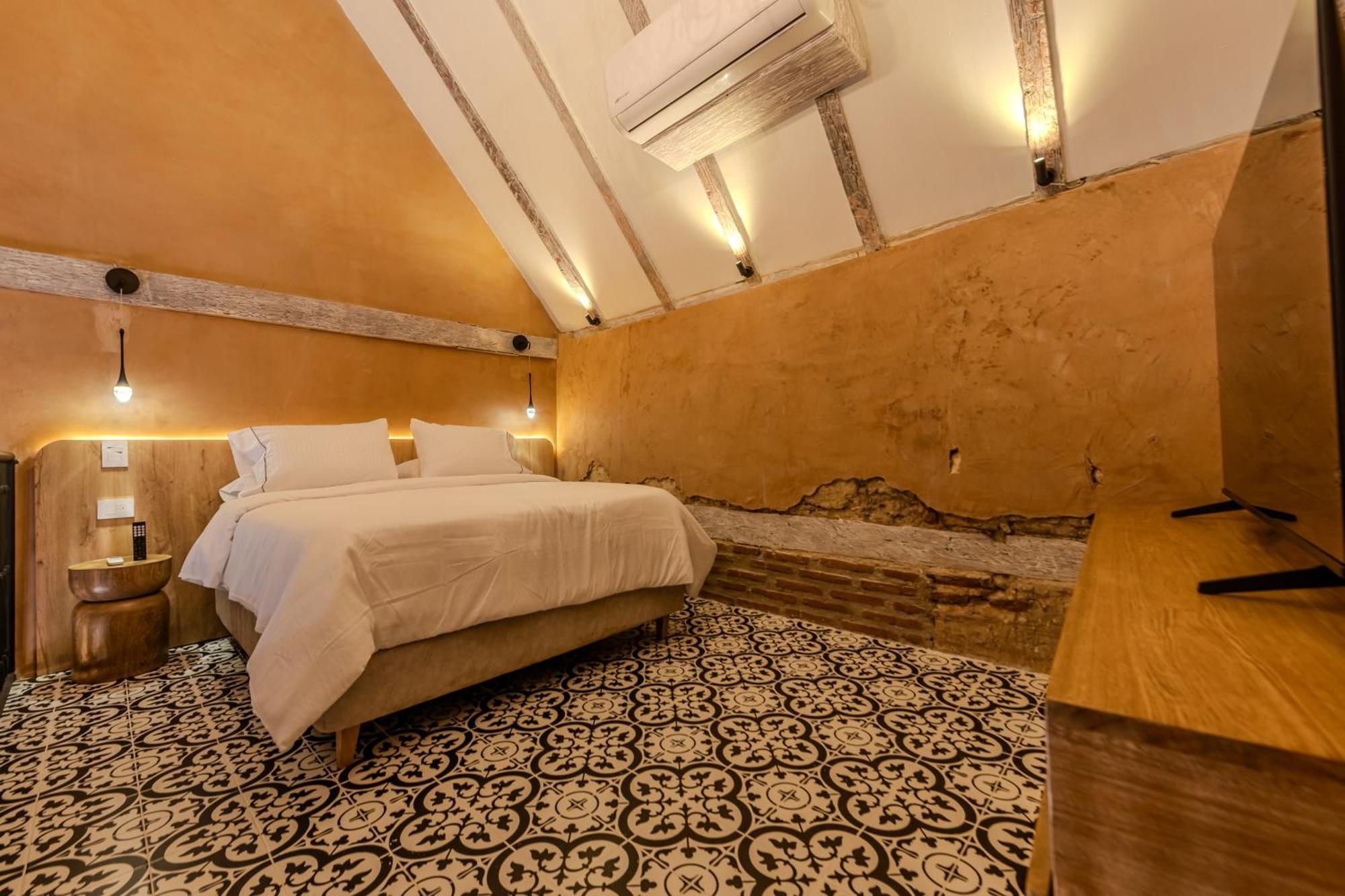 Hotel Alta