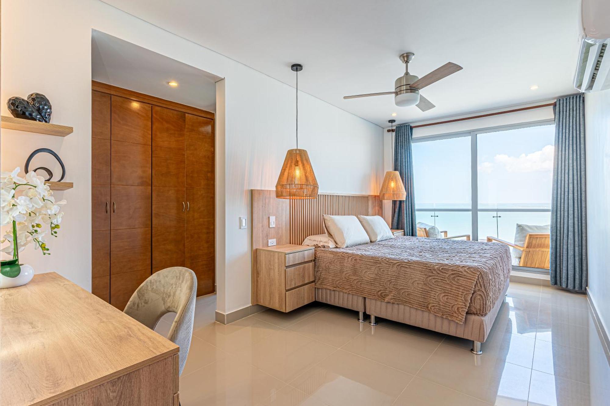 Apartment Dreams Luxury Oceanfront Wpool 4 *