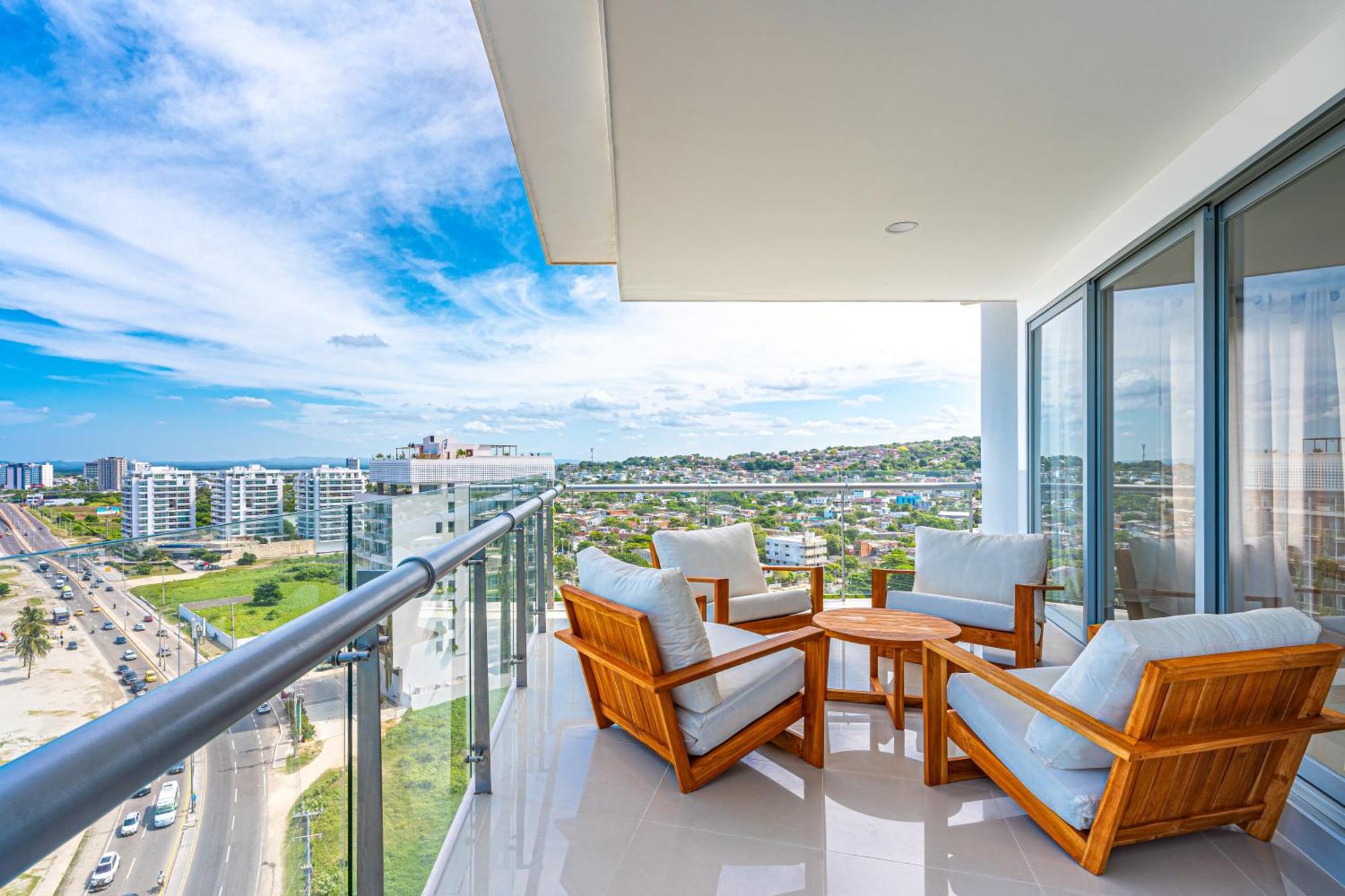 Apartment Dreams Luxury Oceanfront Wpool 3 *