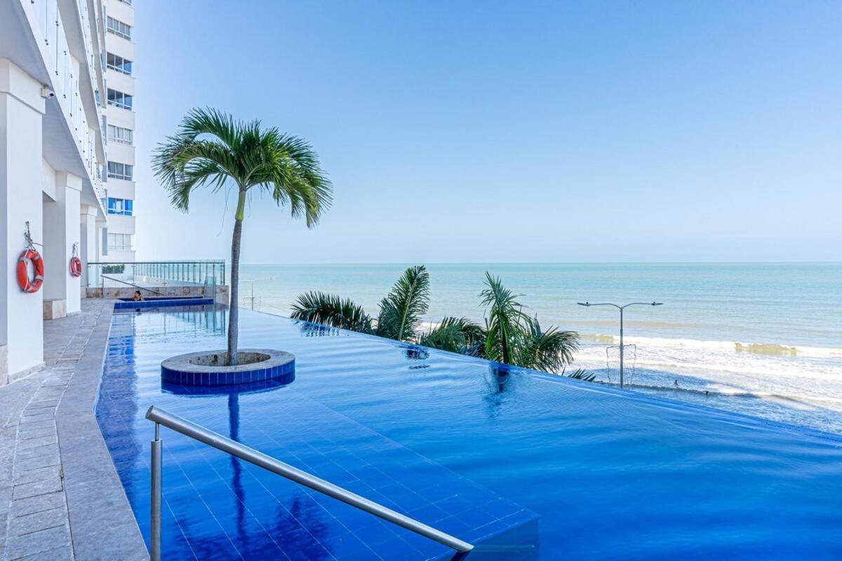 Dreams Luxury Oceanfront Wpool 2