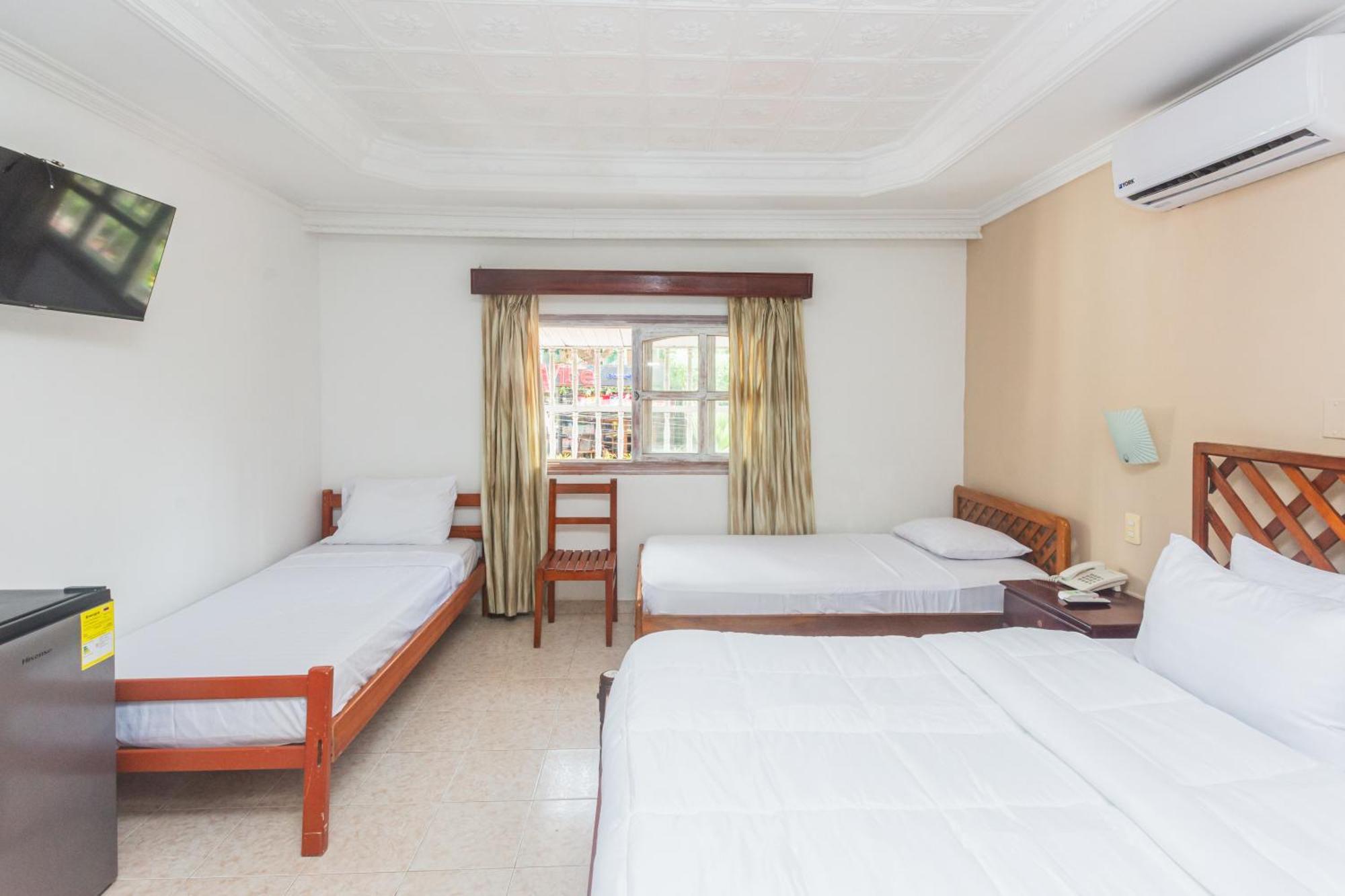 Baluarte Coast Hotel 3*