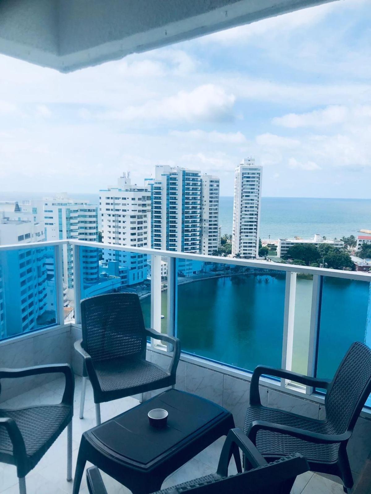Hermoso En El Laguito Bocagrande De Indias Apartamento *