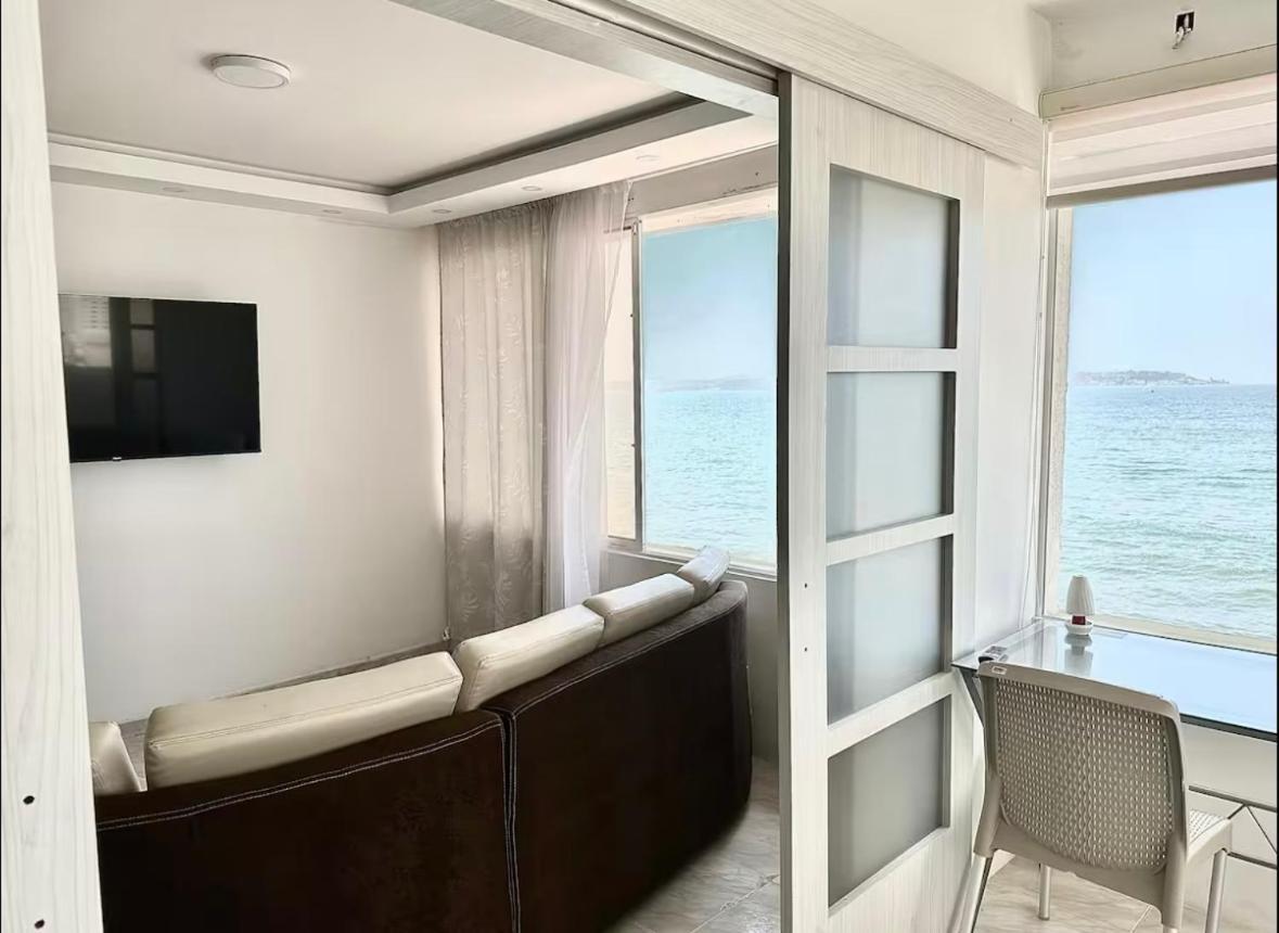 Apartment Hermoso Frente Al Mar 4 *