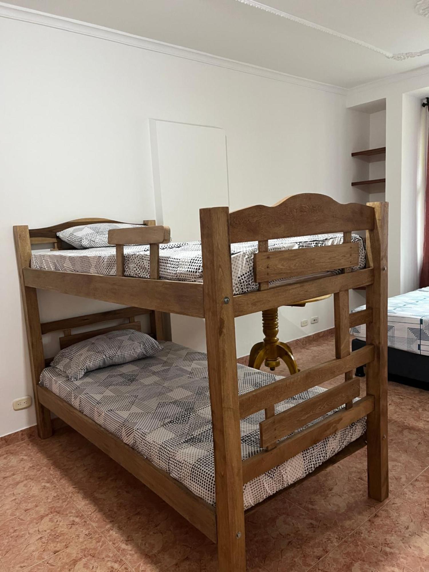 Guest house Kings *