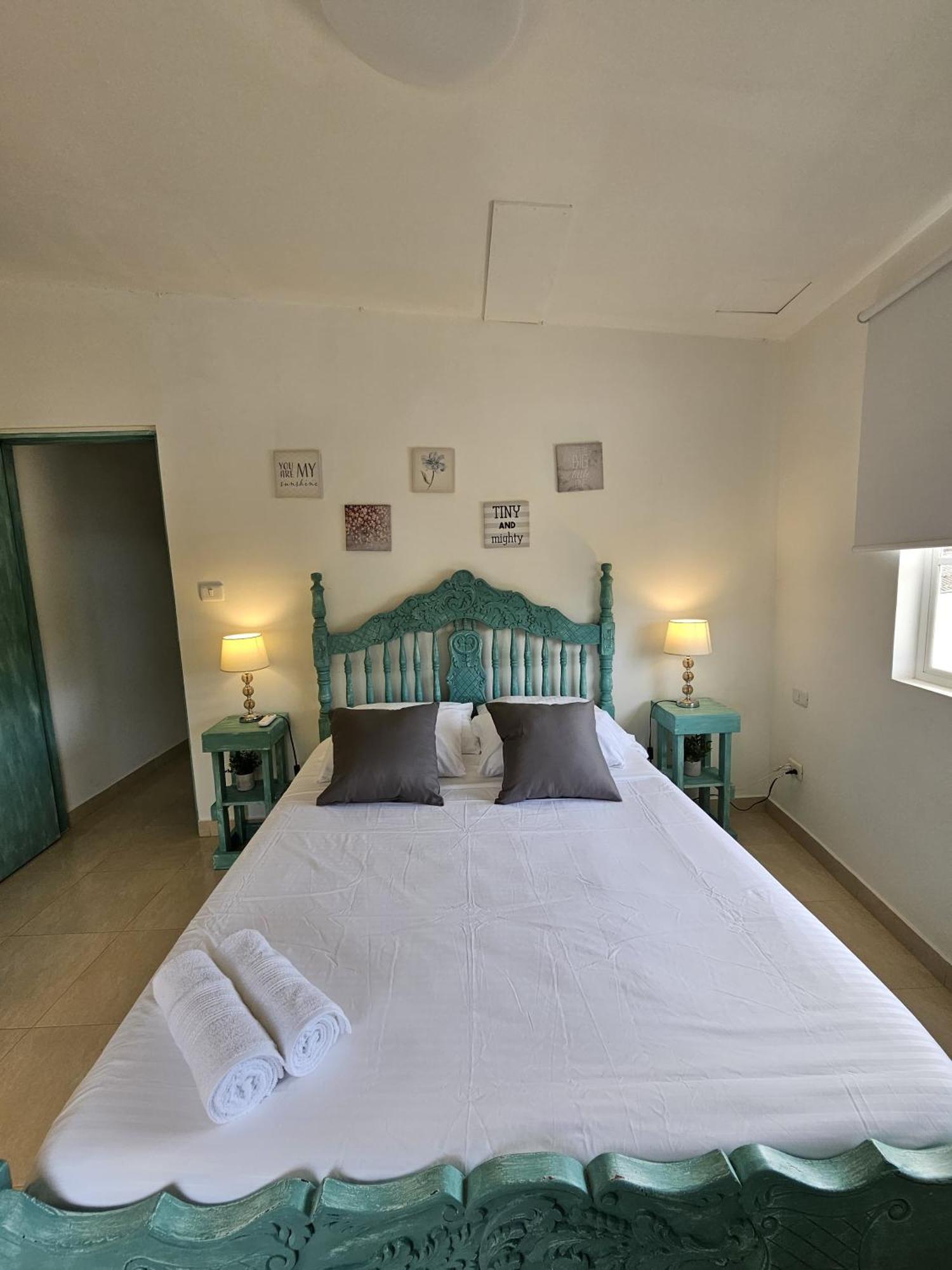 Santori Apartment