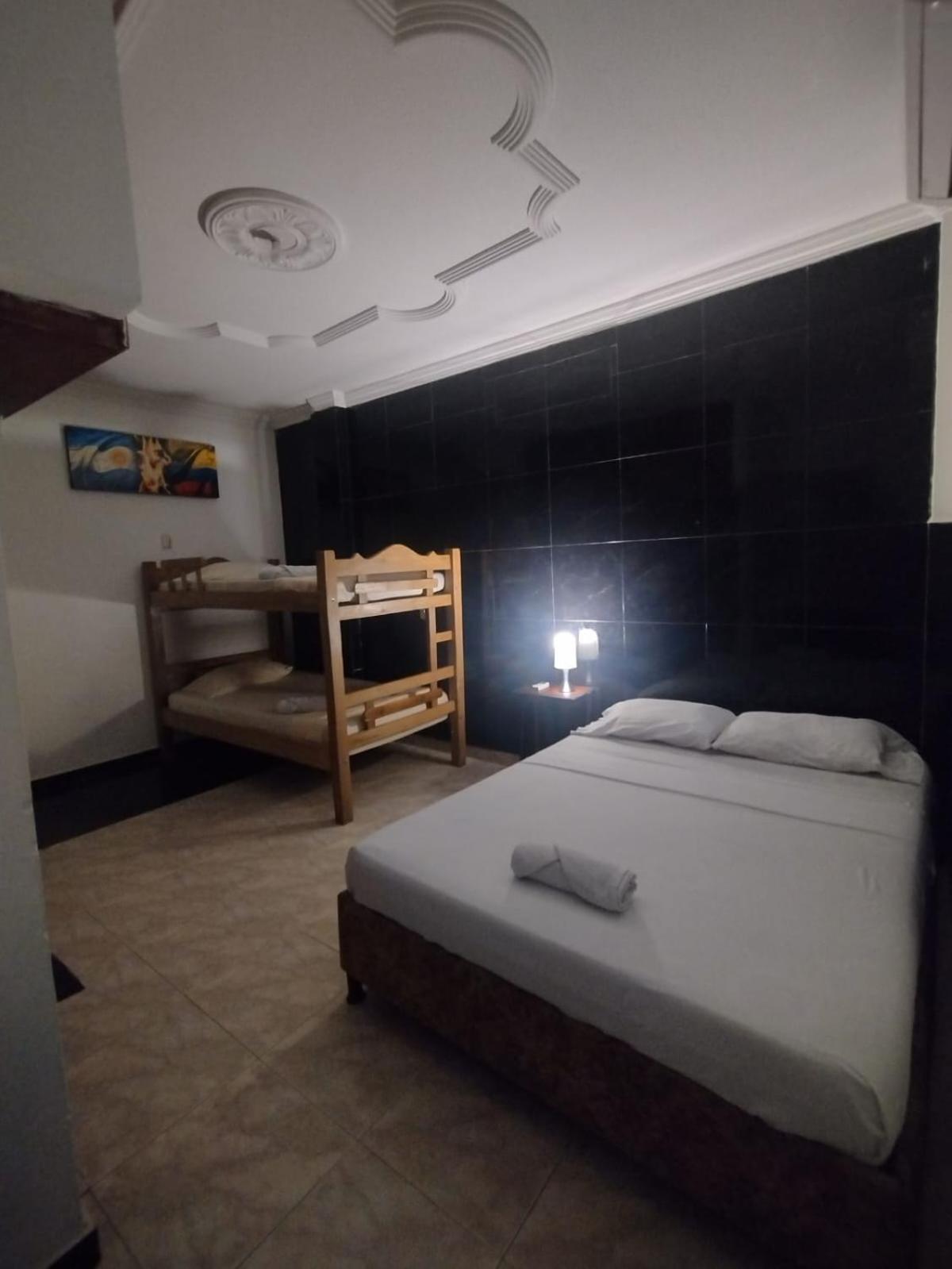 La Fantastica Mi Hostel *