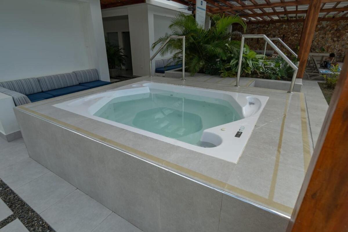 Con Jacuzzi Privado, Laguna Y Paddle Board * Cartagena