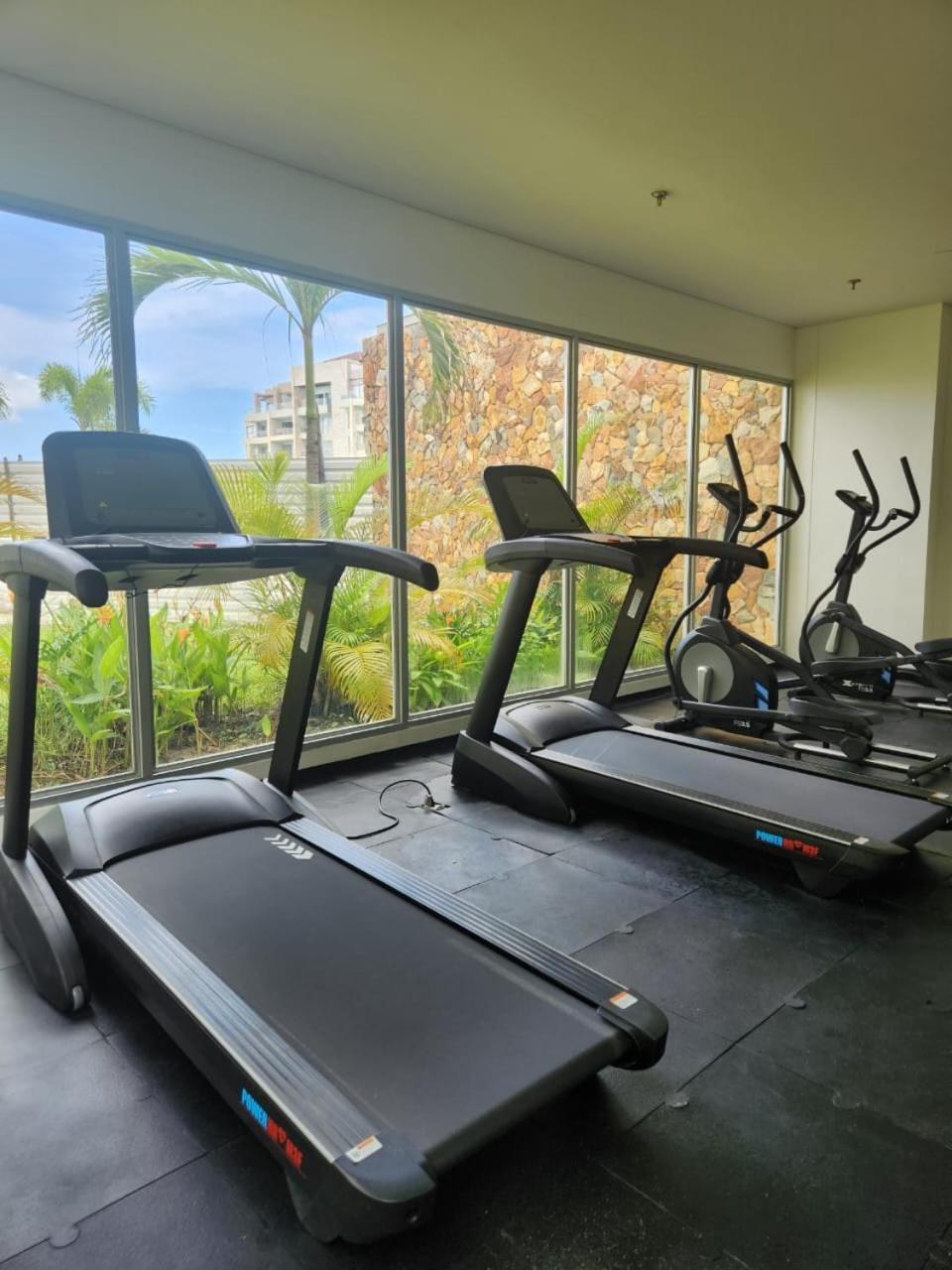 Con Jacuzzi Privado, Laguna Y Paddle Board Apartment *